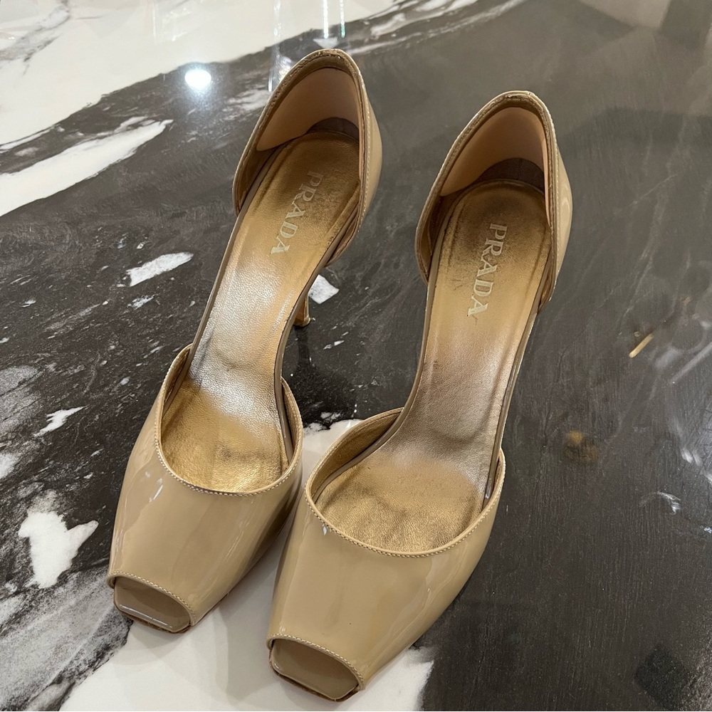 Prada Tan High-Heeled Peep-Toe Patent Leather Pumps - 37.5 - Good Condition